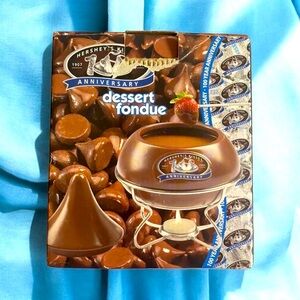 Hershey's Kisses Ceramic Fondue Set for 4 New